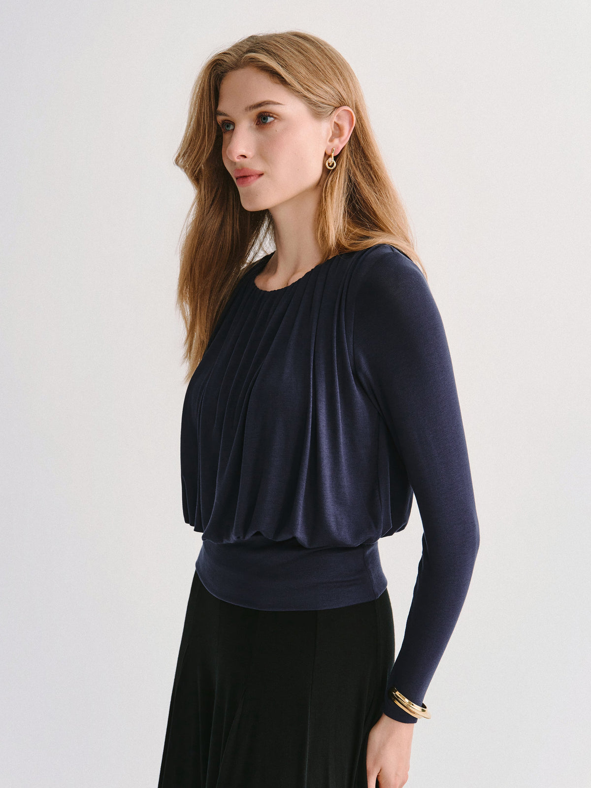 LiteWarm Lyocell-Wool Round Neck Long Sleeve Tucked Built-In Bra Top — original photo 3