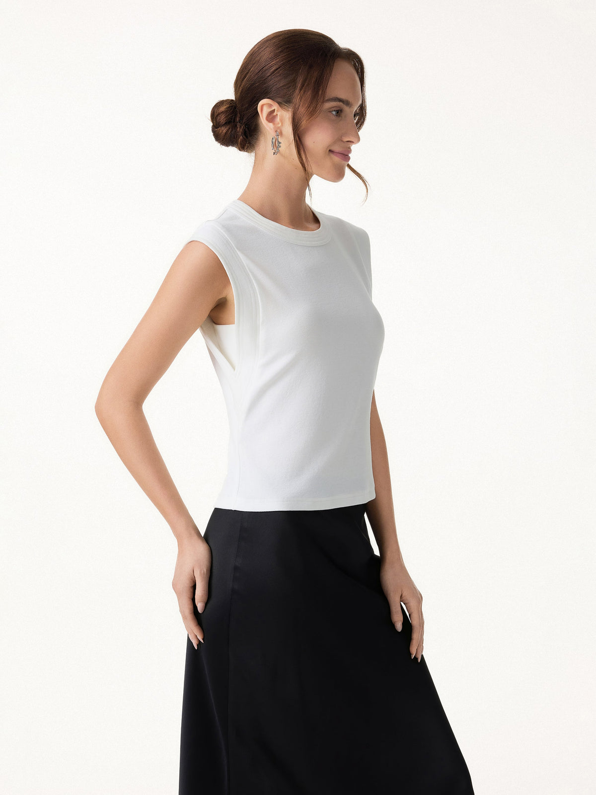 Soft Cotton Lyocell Cropped Wide Shoulder Tank — original photo 3