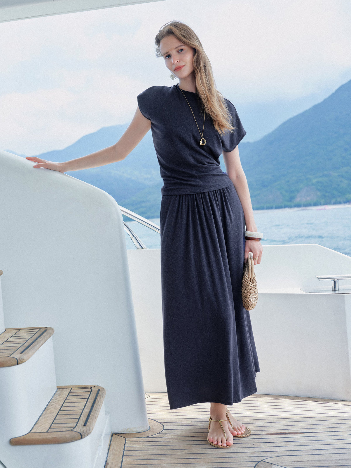 2Pcs Set Round Neck Top & A-Line Maxi Skirt with Pockets — original photo 5