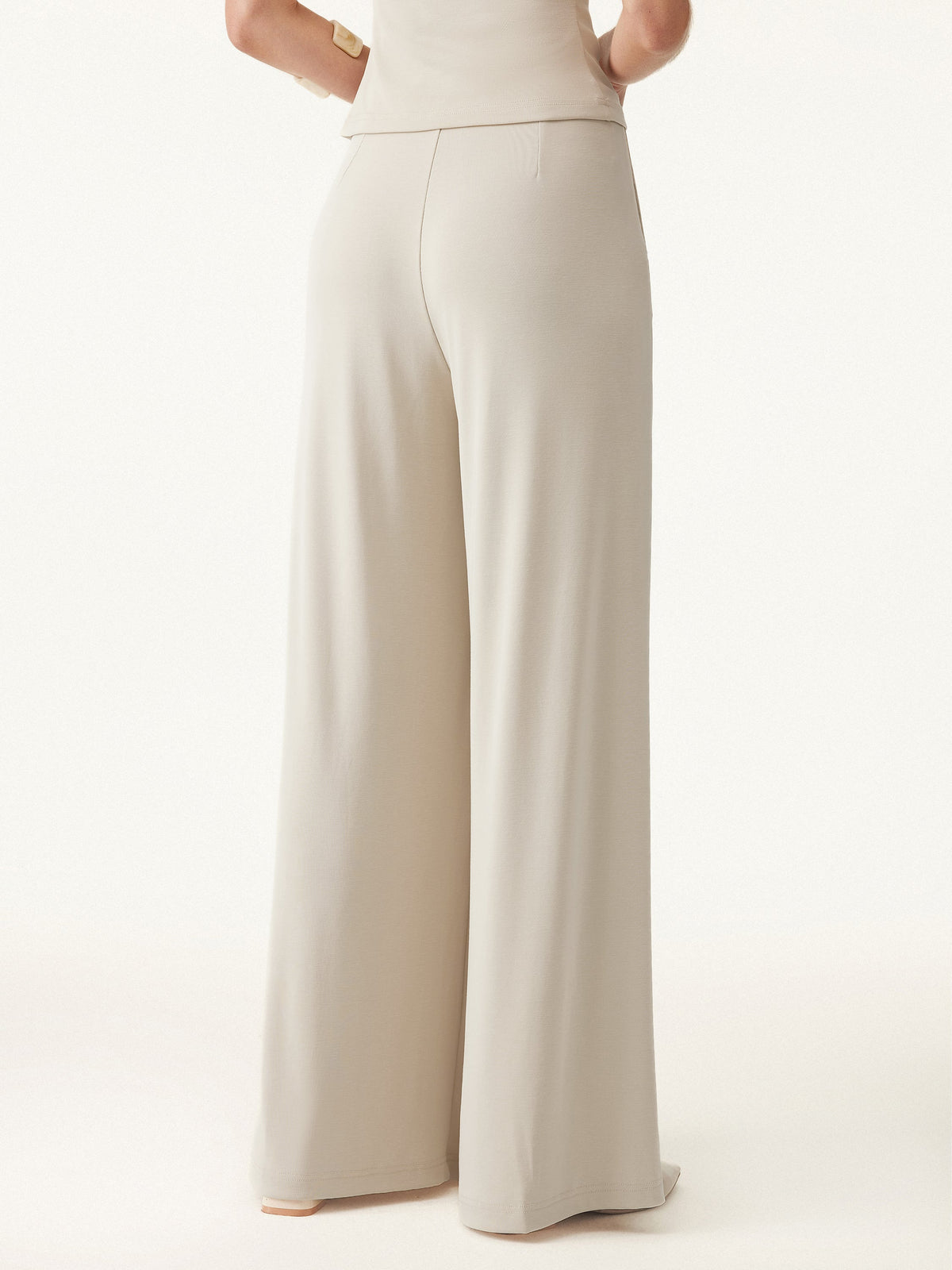 Sandwashed Mid Rise Pleated Wide Leg Palazzo Pant with Pockets — original photo 4