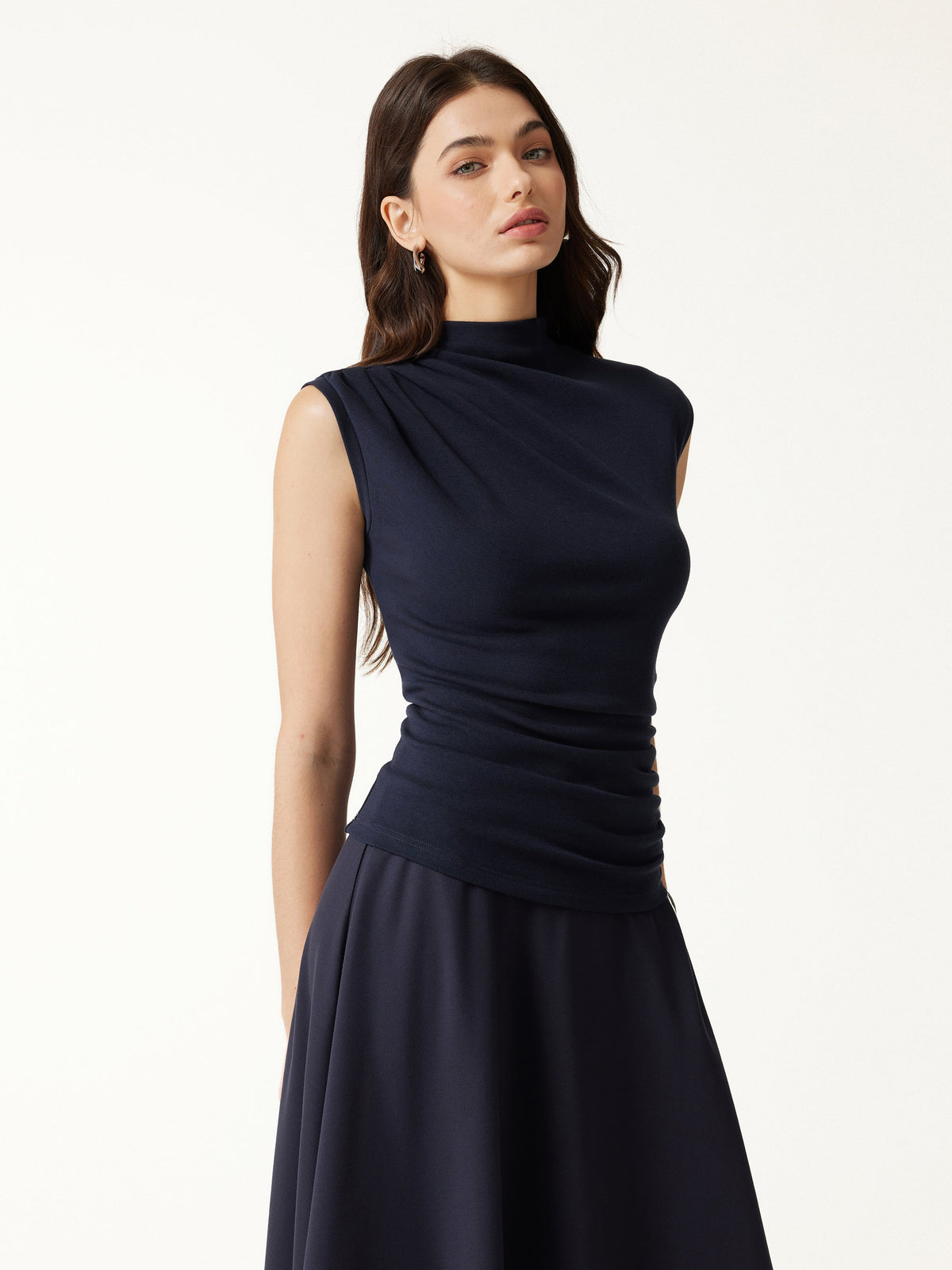 ProWarm Mock Neck Sleeveless Ruched Top — original photo 10