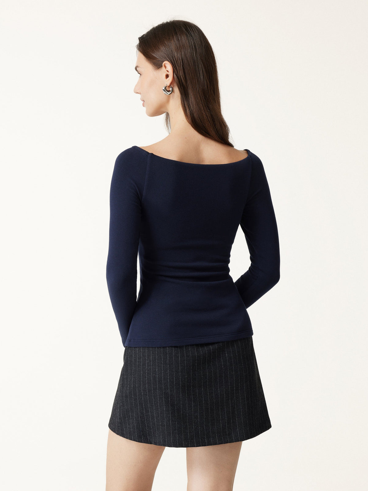 LiteWarm Slash Neck Raglan Sleeve Built-In Bra Top — original photo 4