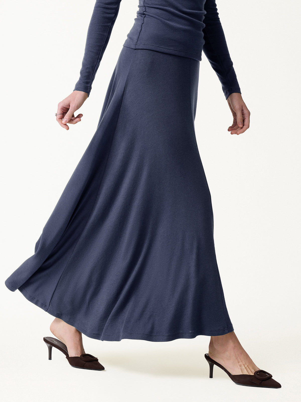 LiteWarm Lyocell-Cashmere Blend Mid-Rise Umbrella Maxi Skirt — original photo 1