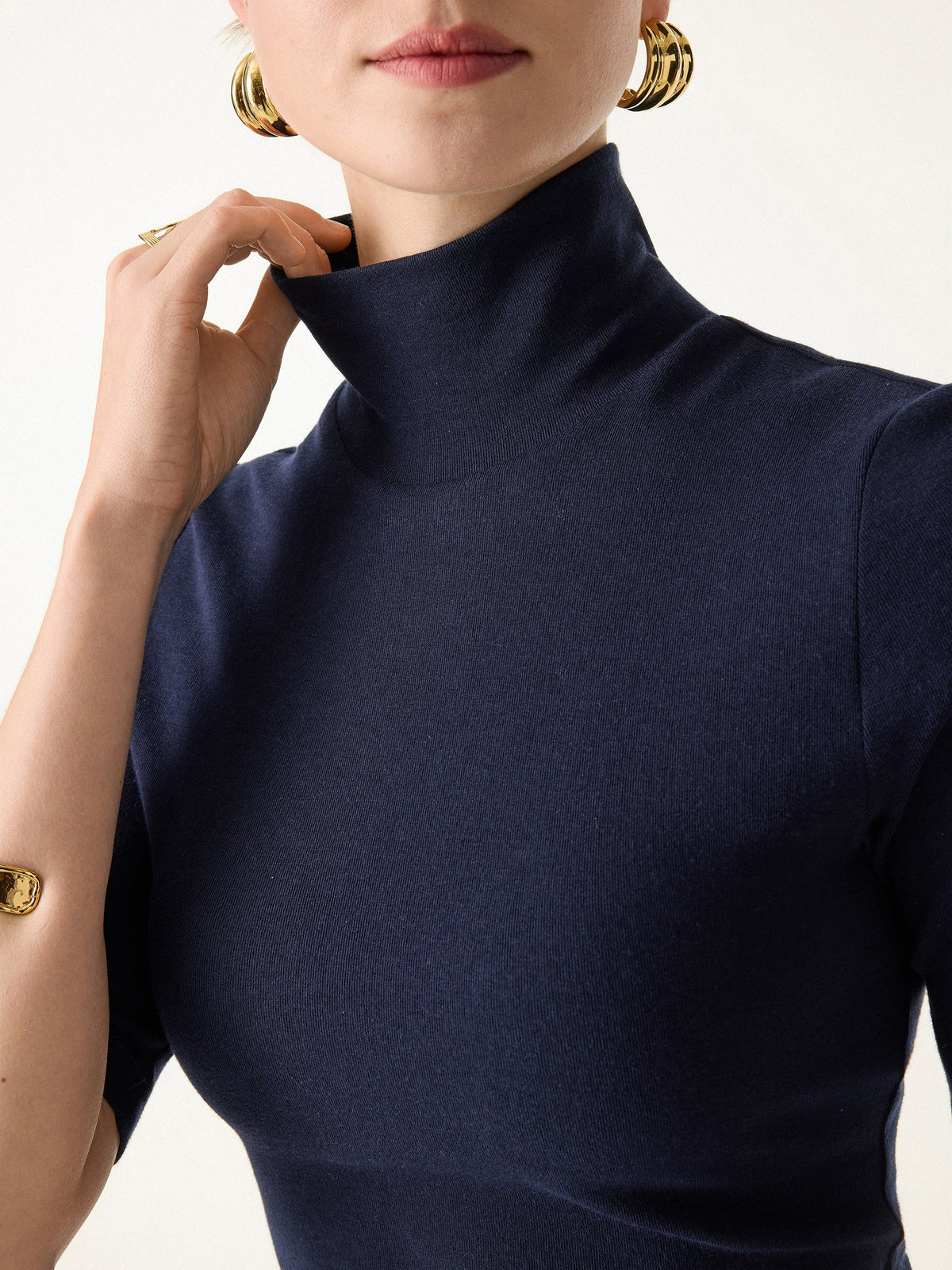 LiteWarm Essential Turtleneck Elbow Length Sleeve Built-In Bra Top — original photo 5