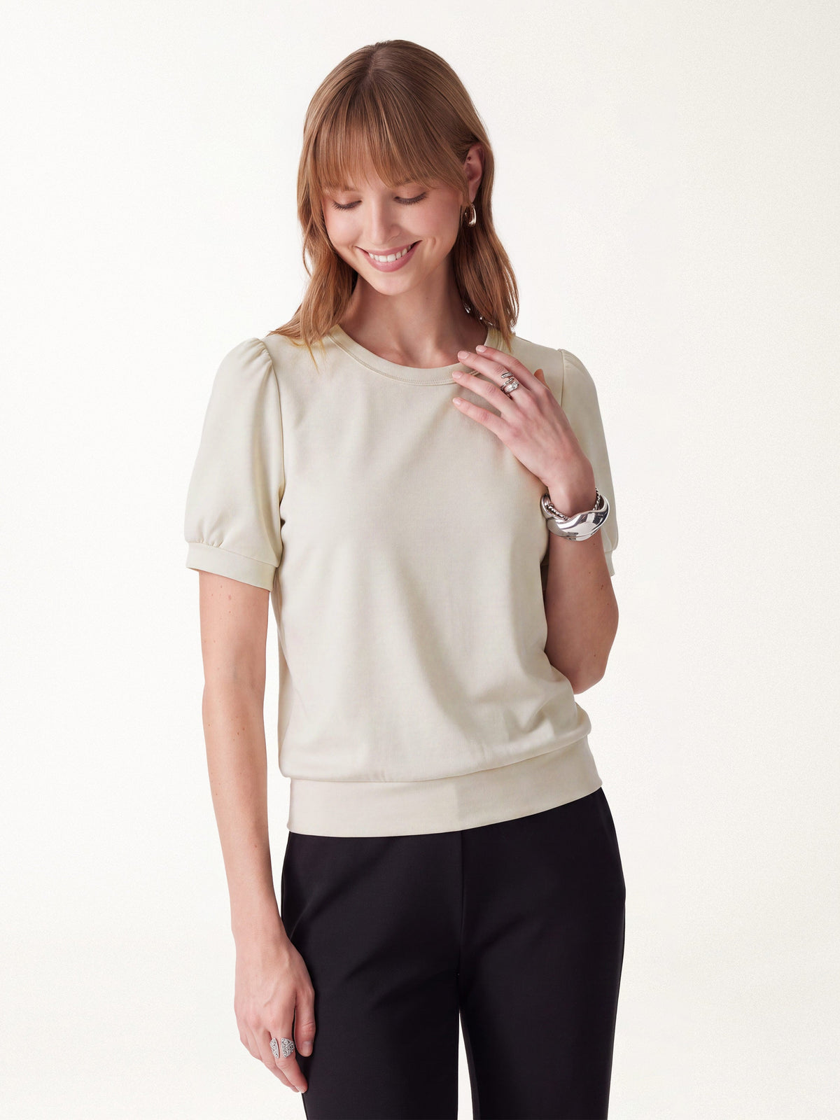 Lyocell Spacer Round Neck Puffed Short Sleeve Top — original photo 6