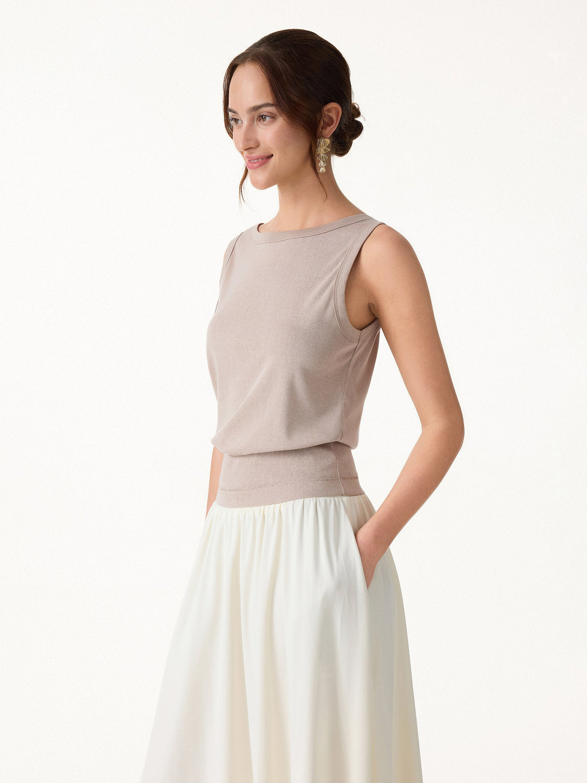 Cotton-Linen Blend Reversible Boatneck Low Back Top — original photo 5