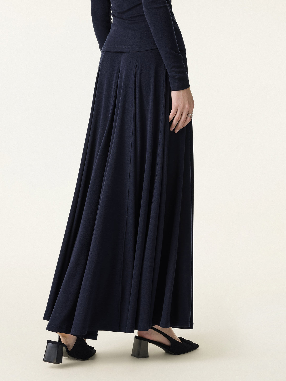 2Pcs Set LiteWarm Surplice Ruched Long Sleeve & Godet Hem Pull-on Maxi Skirt — original photo 10