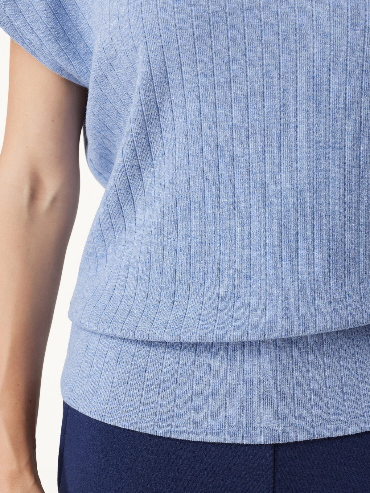MaxWarm Wide Ribbed Mock Neck Cap Sleeve Banded Hem Top — original photo 5