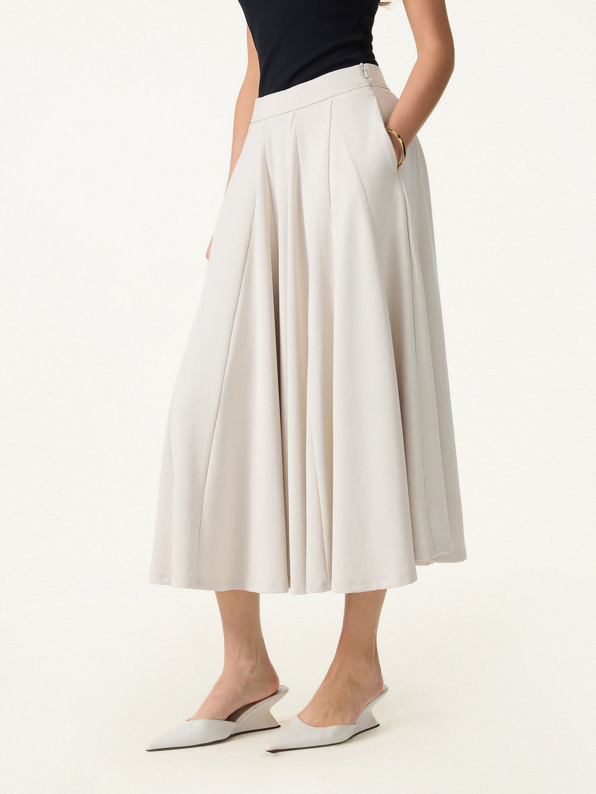 Lyocell Blend Volume Skirt with Pockets — original photo 4