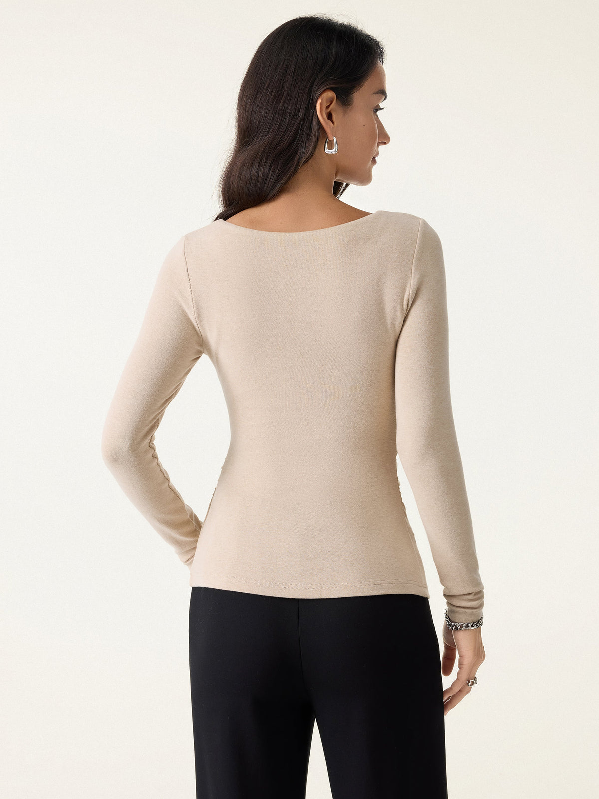 LiteWarm Flapped V-Neck Long Sleeve Ruched Built-In Bra Top — original photo 4