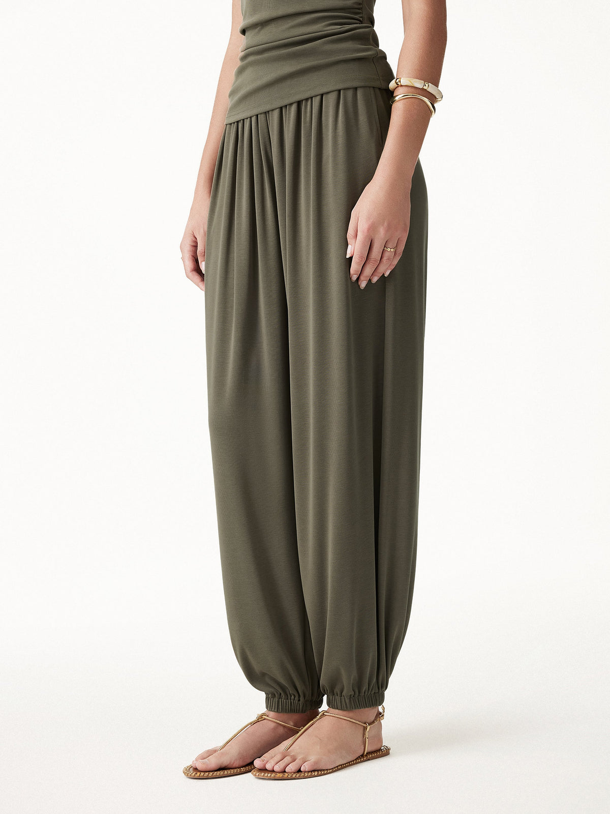 Sandwashed Modal Ultra-Soft High Rise Balloon Pants with Pockets — original photo 3