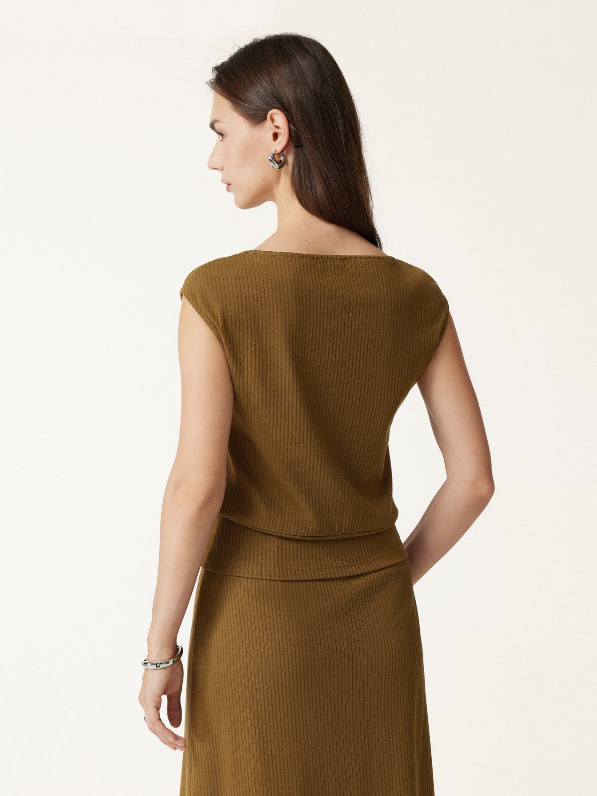 Textured Cotton Blend Boatneck Sleeveless Banded Hem Top — original photo 4