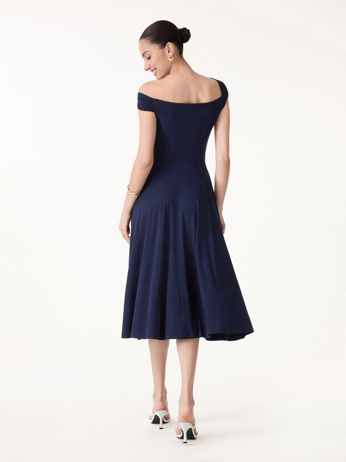 SkinKiss Multi-Wear Midi Built-In Bra Dress with Pockets — original photo 4