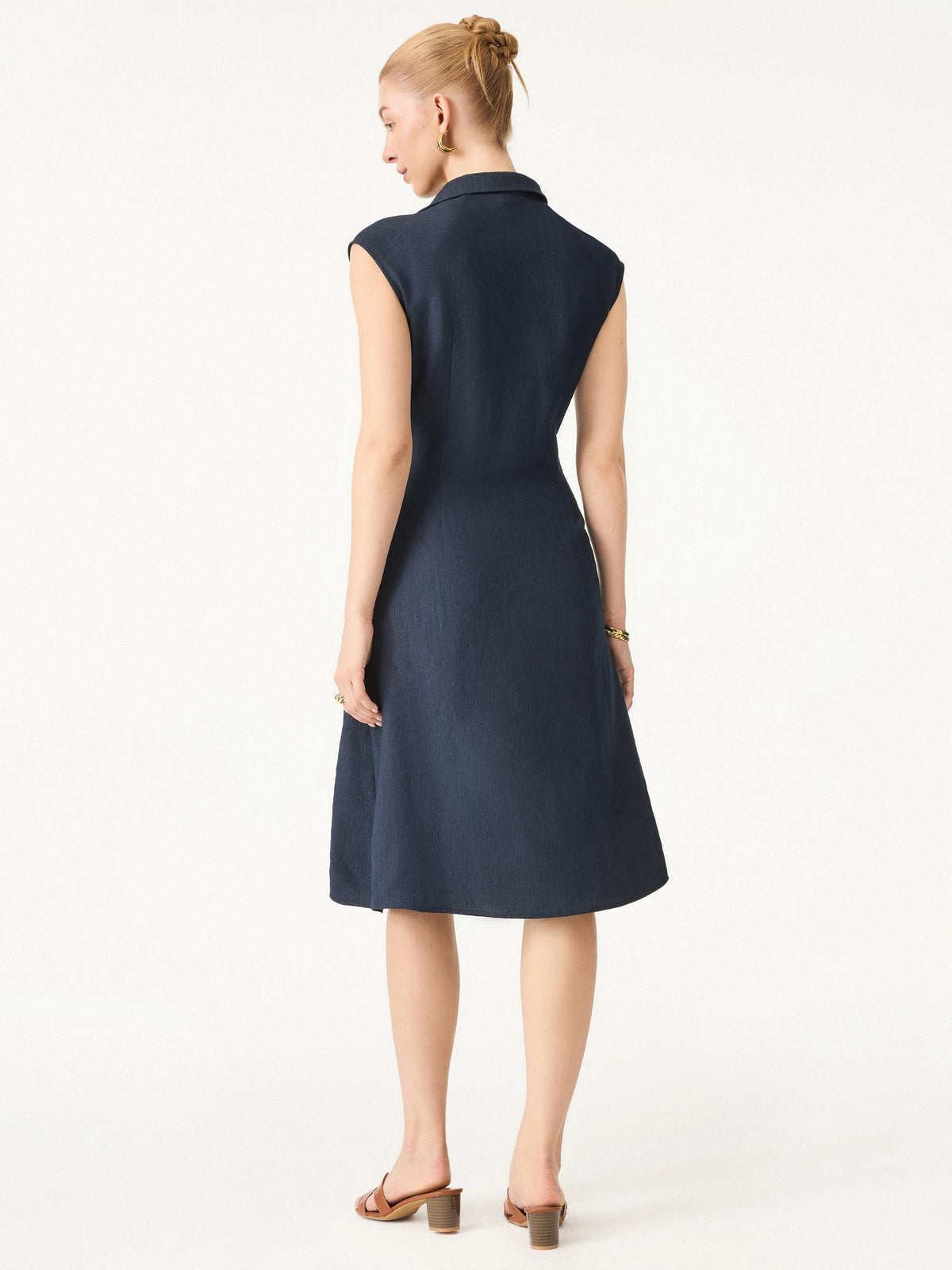 Viscose-Linen Collared V-neck Midi Dress with Drawstring — original photo 3