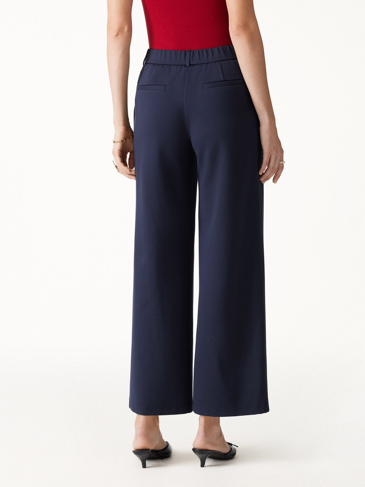 Ponte Low-Rise Straight Leg Ankled Pants with Pockets — original photo 5