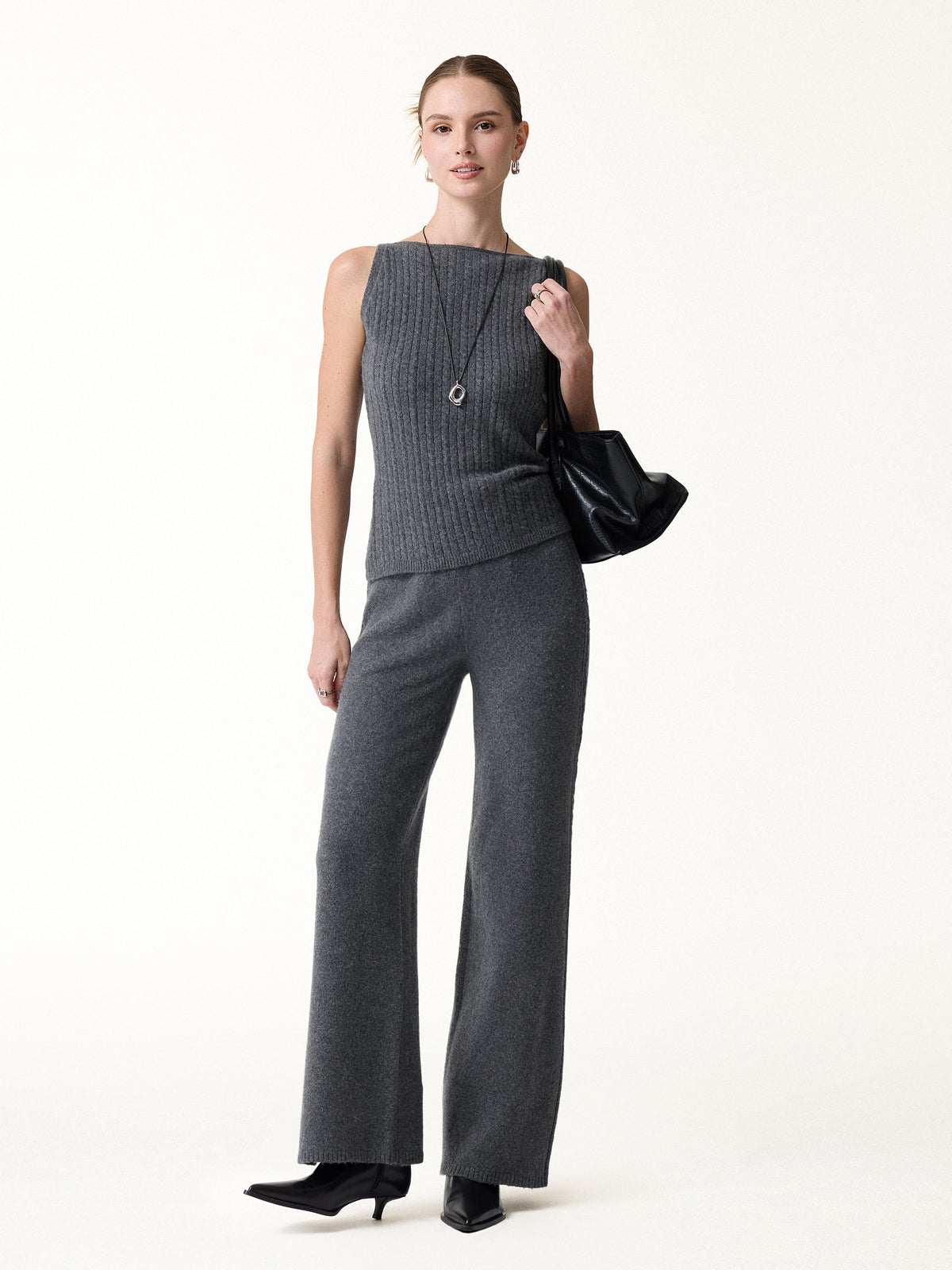 Merino-Blend Sleeveless Cable-Knit Sweater Tank — original photo 2