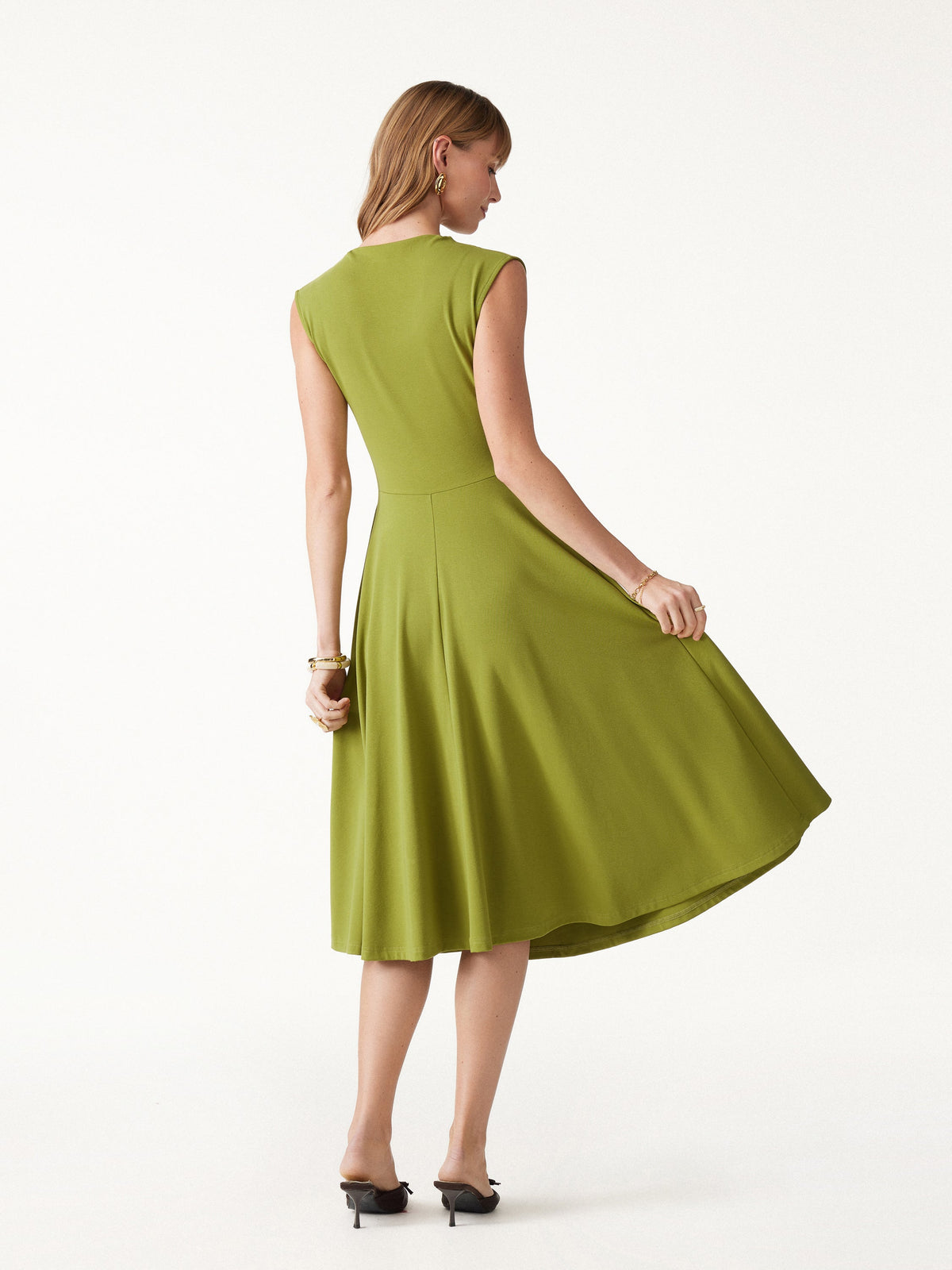 Viscose-Cotton Mock Neck Sleeveless Tucked Midi Dress — original photo 10