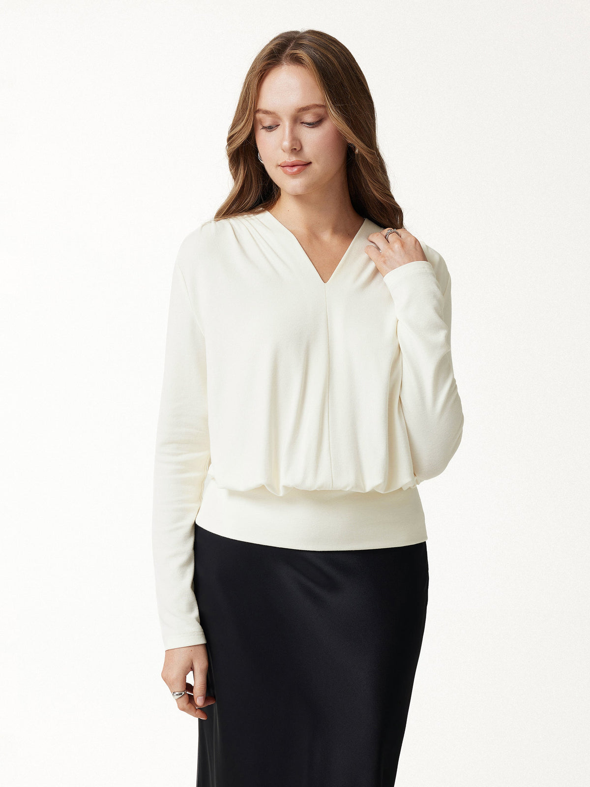 LiteWarm V-Neck Long Sleeve Ruched Banded Hem Top — original photo 3