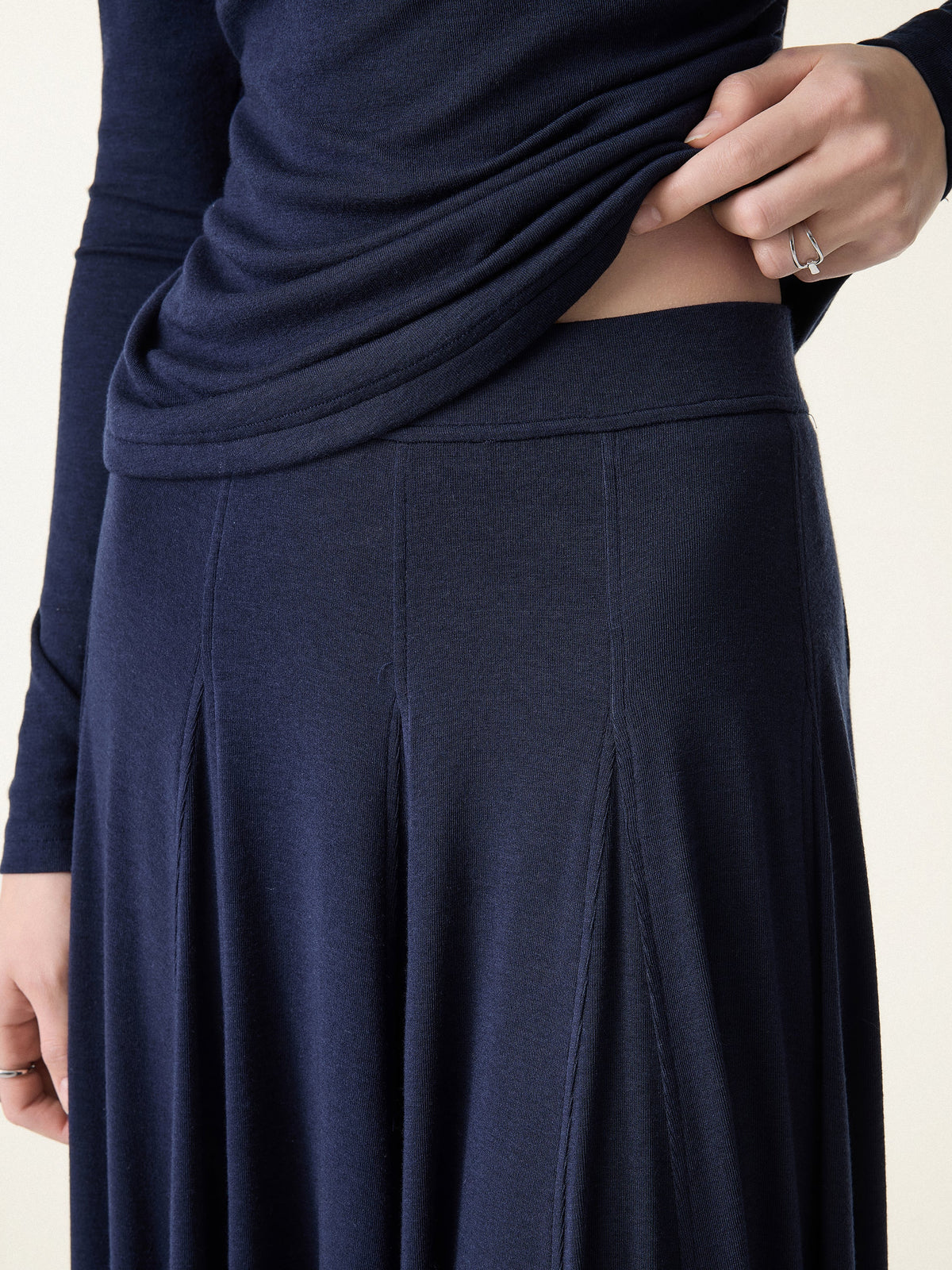 2Pcs Set LiteWarm Surplice Ruched Long Sleeve & Godet Hem Pull-on Maxi Skirt — original photo 11