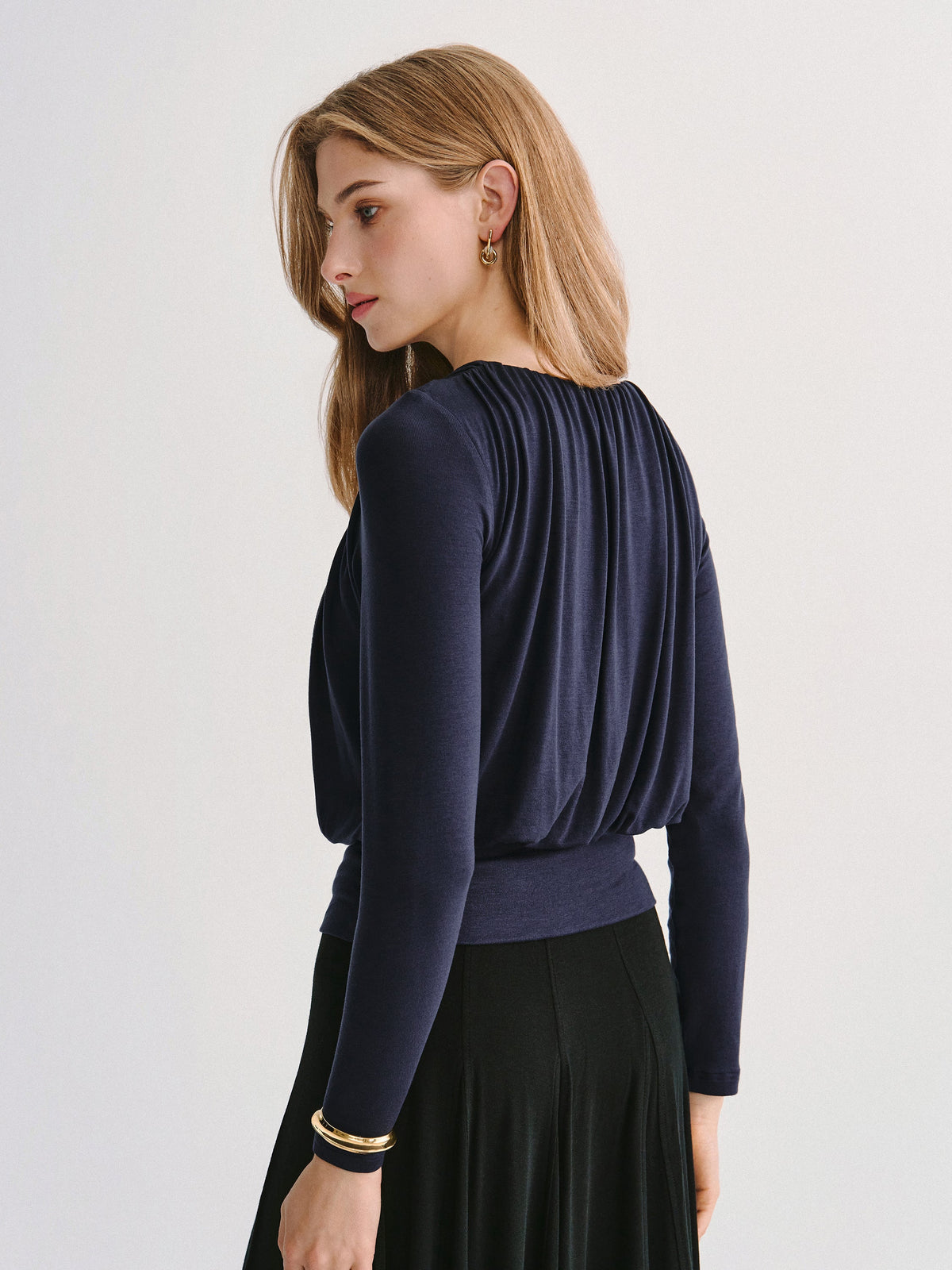 LiteWarm Lyocell-Wool Round Neck Long Sleeve Tucked Built-In Bra Top — original photo 4